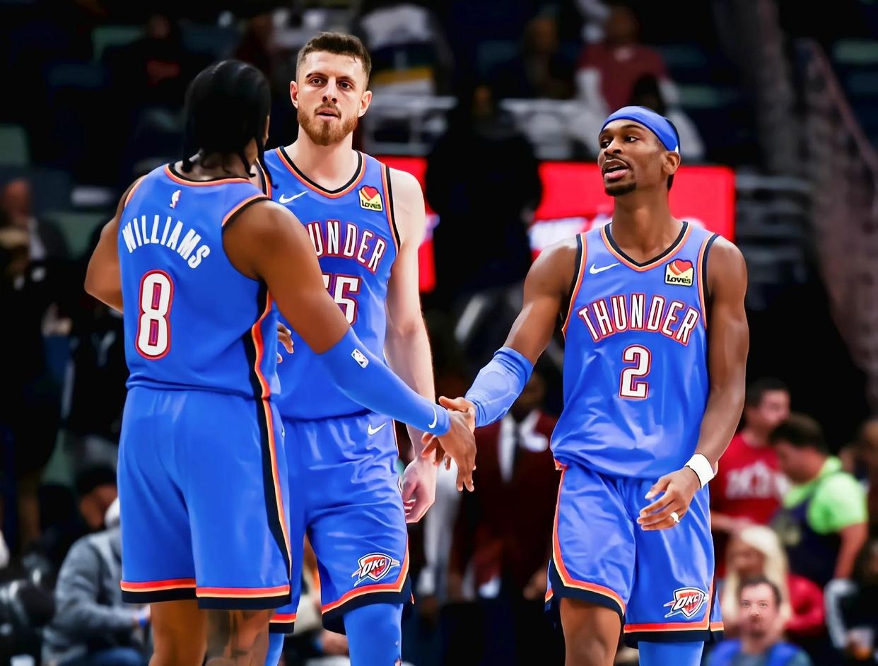 尤尔曼德：马扎腿部有些不适；霍夫曼预判强，是球队重要一员（尤尔曼德：马扎腿部轻微不适，霍夫曼预判出色系球队重要一员）