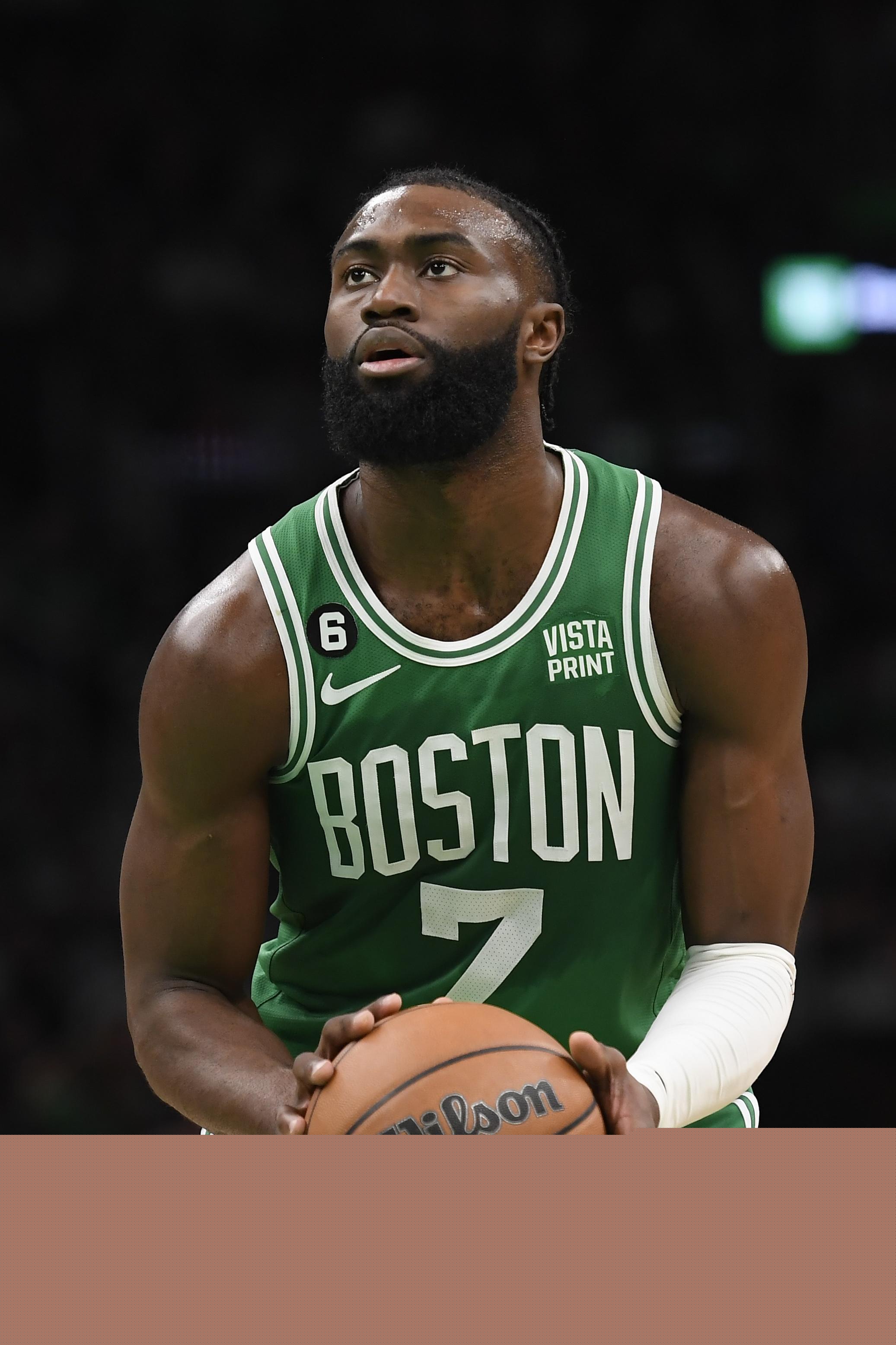 曼晚：续约奥赖利，曼城正通过新老交替来实现俱乐部长期愿景（曼晚：曼城与奥赖利续约，以新老更替推进俱乐部长期蓝图）