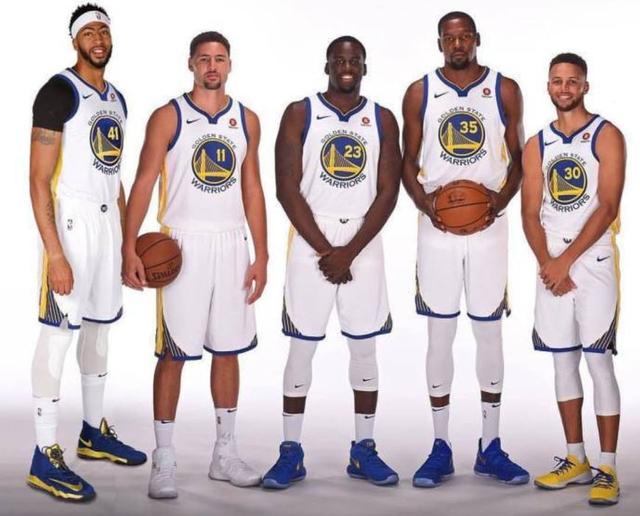 哈卡主场一处看台被大火烧毁，俱乐部目前已展开调查（哈卡主场一看台遭大火焚毁，俱乐部已启动调查）