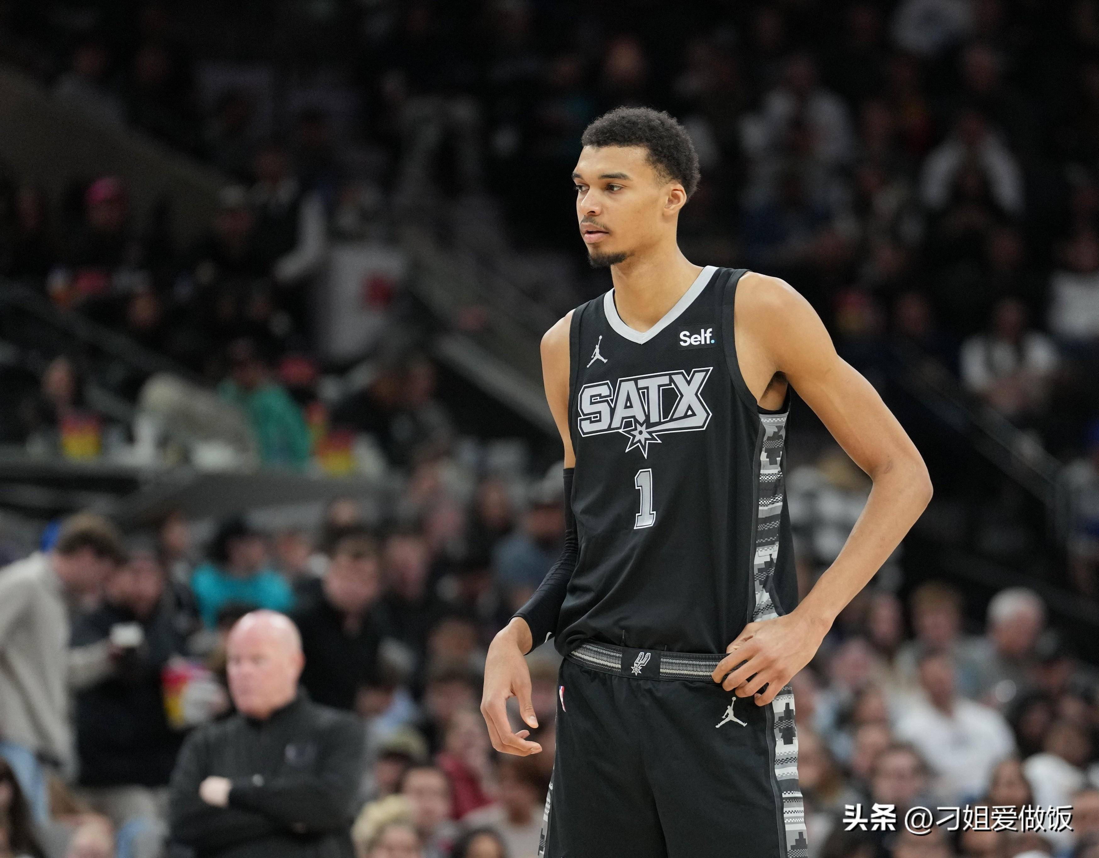 朝鲜U17球员赛前击打日本球员，日媒：日本已将视频提交FIFA（赛前冲突：朝鲜U17球员动手打日本球员，日媒称视频已提交FIFA）