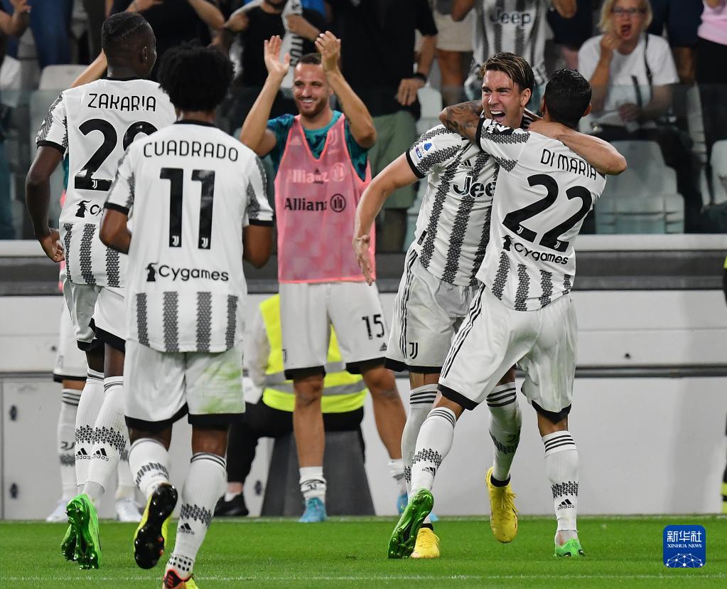 里程碑，吉拉西职业生涯已经在五大联赛打进100球（吉拉西达成里程碑：五大联赛生涯百球）