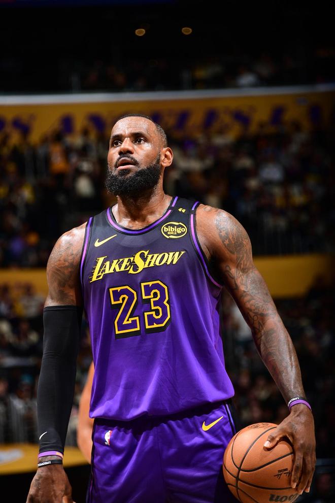 佐夫谈意大利失利：意甲就这样，节奏慢、裁判什么情况都吹哨（佐夫评意大利败局：意甲节奏偏慢，裁判吹罚太多）