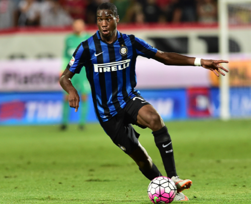 广东男篮防守稳固战胜上海（铁血防守助广东男篮力克上海）