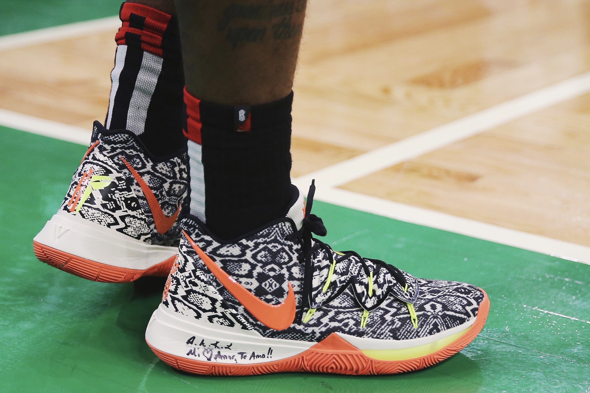 图片报：基米希在加练角球，本赛季他利用角球已送出四次助攻（图片报：基米希加强角球训练，本赛季角球助攻已达4次）