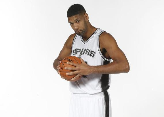 网传葡萄牙央行发行C罗纪念纸币应为假：未有权威葡媒报道，年初曾有辟谣（网传“葡萄牙央行发C罗纪念钞”不实：无权威葡媒报道，年初已辟谣）