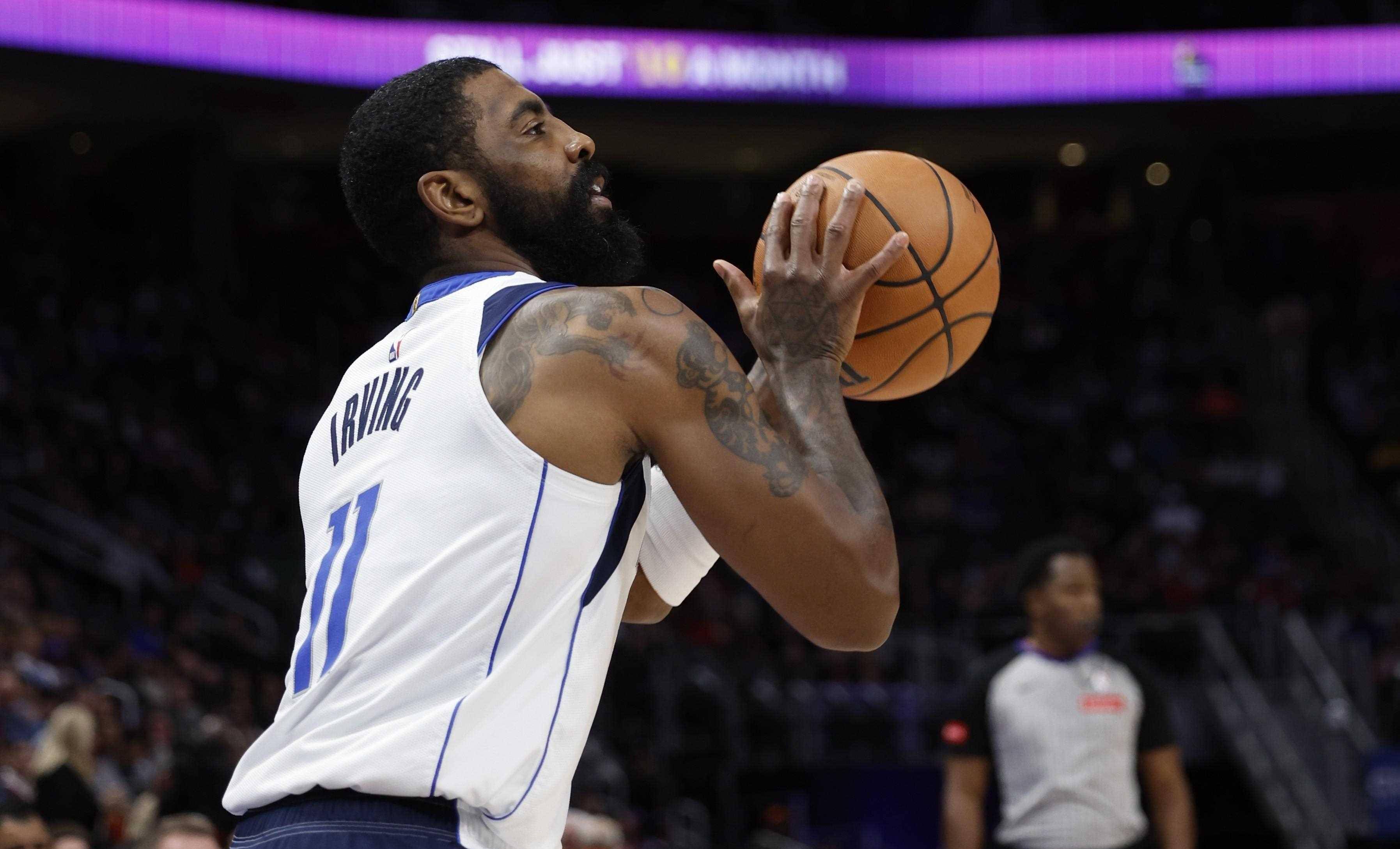 孔帕尼：卡尔能否和梅西相比？我们只想让他成为最好的卡尔（孔帕尼：别拿卡尔和梅西相提并论，我们只希望他成为最好的卡尔）