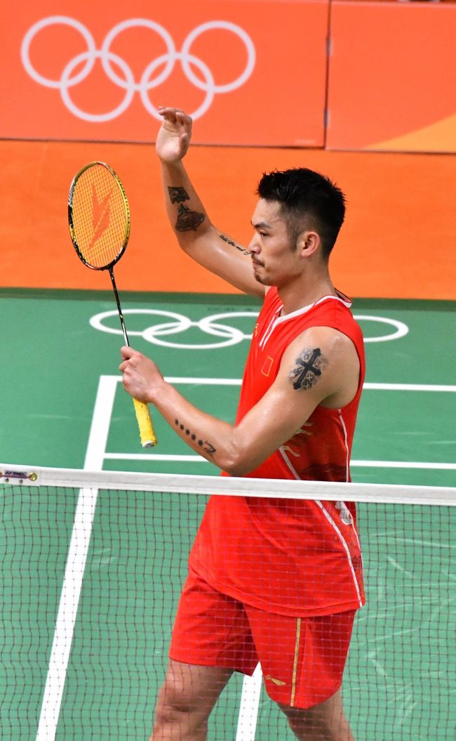 体育巴黎奥运会开幕式举行 中国体育代表团亮相