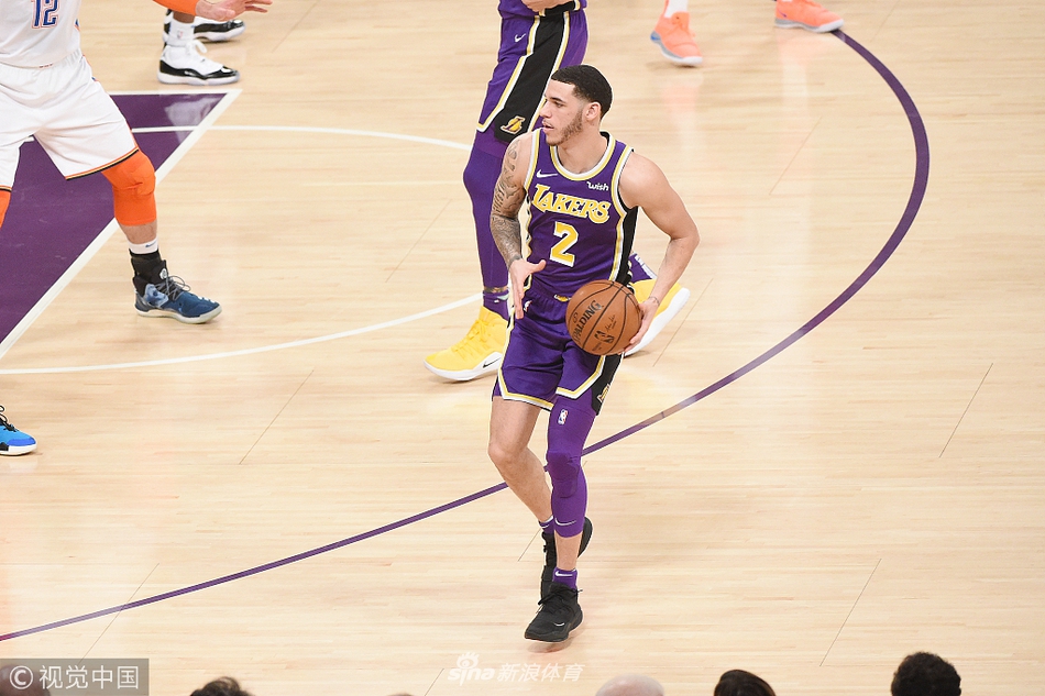 集体补强！美媒：火箭、快船、尼克斯有望三方交易，哈特或离队